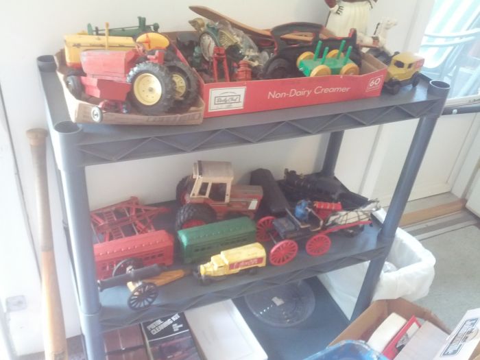 John Cole Estate Auction-Tools. Knives, Toys, Trains, Guns and More Elizabethton - IMG_20140829_114637.jpg