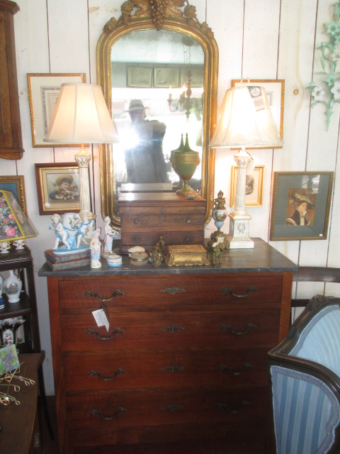 Thanksgiving Saturday Estate Auction and More - IMG_3101.JPG