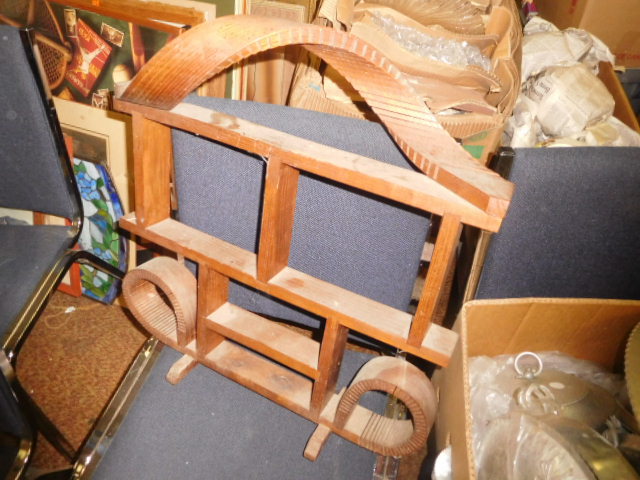 Estate Auction with some cool items - DSCN1970.JPG