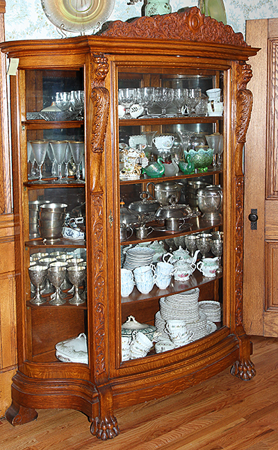 Historic Robins Roost American Queen Anne House, Antiques, Contents The Etta Mae Love Estate - JP_5310.jpg