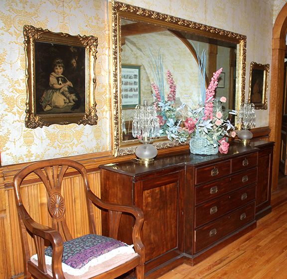 Historic Robins Roost American Queen Anne House, Antiques, Contents The Etta Mae Love Estate - JP_5332.jpg
