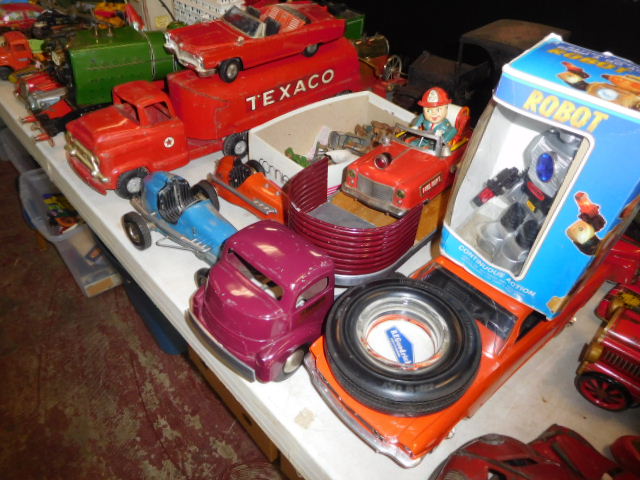 The Dave Berry Toy Auction - DSCN9734.JPG