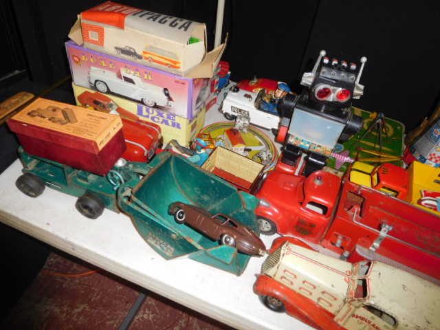 The Dave Berry Toy Auction - DSCN9768.JPG