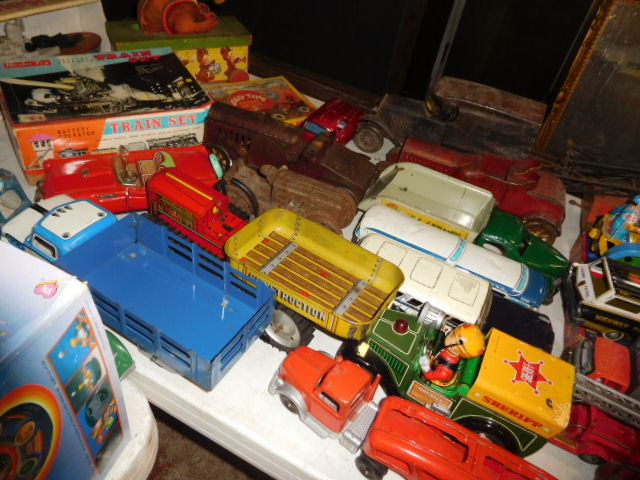 The Dave Berry Toy Auction - DSCN9772.JPG