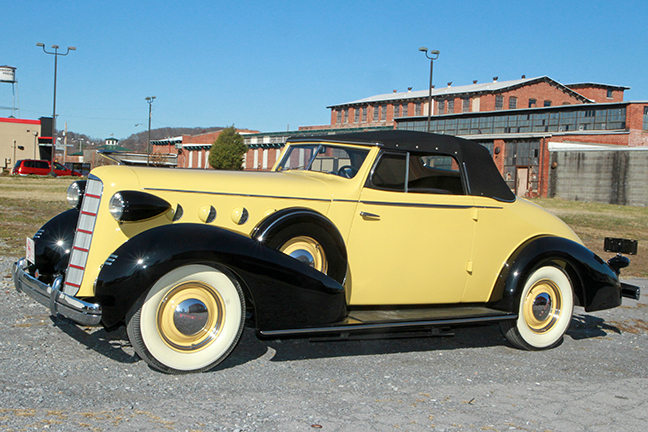 David Berry Estate Auction New Years Day-1935 LaSalle, 1936 Ford, Mascots, Antique Pharmacy items and more - 6092.jpg