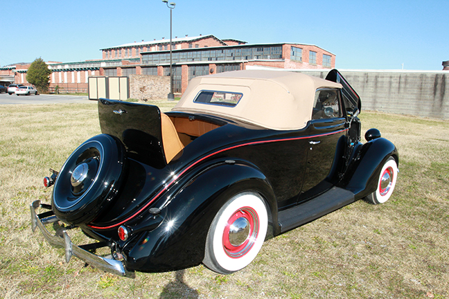 David Berry Estate Auction New Years Day-1935 LaSalle, 1936 Ford, Mascots, Antique Pharmacy items and more - 6132.jpg