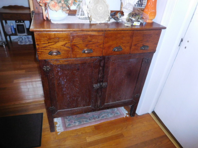 Judith Gregory Estate Auction - DSCN9721.JPG