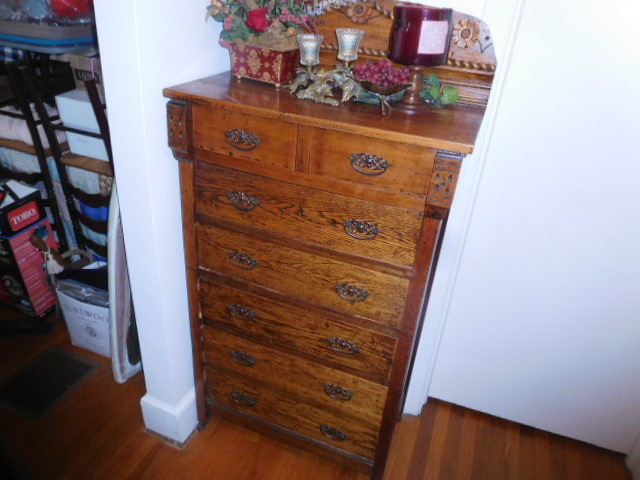 Judith Gregory Estate Auction - DSCN9722.JPG