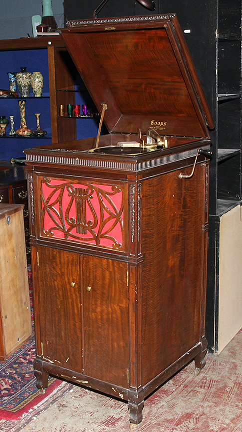 Annual Thanksgiving Auction - 0316.jpg