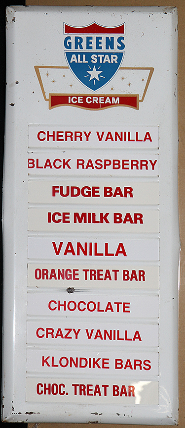 Ken Depew Country Store Collection, Auto Tags and Toppers,Toys, Advertising and More Auction - 9333.jpg