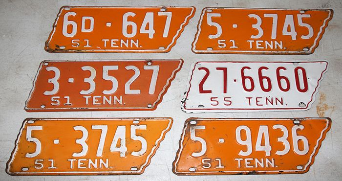 Ken Depew Country Store Collection, Auto Tags and Toppers,Toys, Advertising and More Auction - 9381.jpg