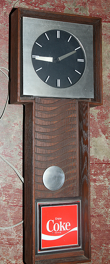 Ken Depew Country Store Collection, Auto Tags and Toppers,Toys, Advertising and More Auction - 9467_1.jpg