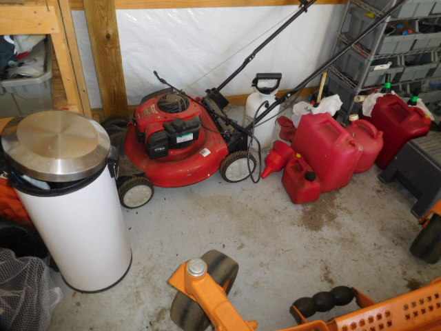 The Morris Auction-  Motorhome, Pickup truck, Fastest Camaro Ever, Tools, Tool boxes,  Equestrian, and Decorative signs and more - DSCN9862.JPG