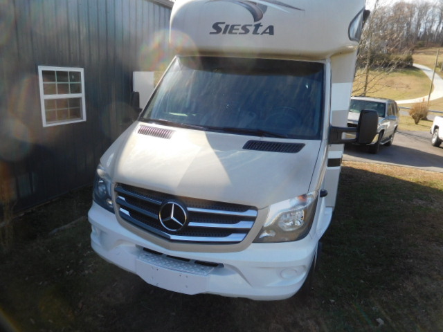 The Morris Auction-  Motorhome, Pickup truck, Fastest Camaro Ever, Tools, Tool boxes,  Equestrian, and Decorative signs and more - DSCN9874.JPG