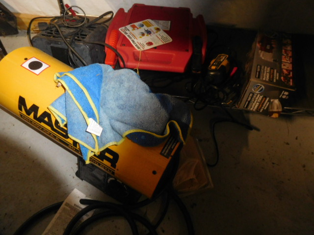 The Morris Auction-  Motorhome, Pickup truck, Fastest Camaro Ever, Tools, Tool boxes,  Equestrian, and Decorative signs and more - DSCN9932.JPG