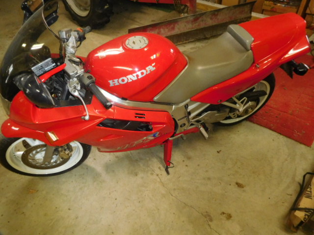 Teegarden Absolute Estate Auction Bristol - DSCN0001.JPG